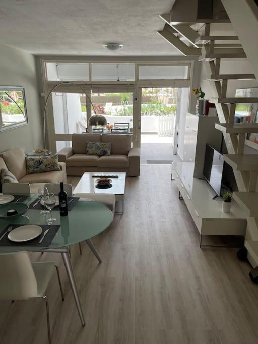 Apartamento Puerto Rico - Primera Linea De Playa Mogan Ngoại thất bức ảnh